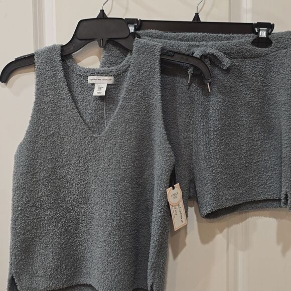 Cupcakes & Cashmere Sleeveless Cozy Loungewear Set - Picture 5 of 6